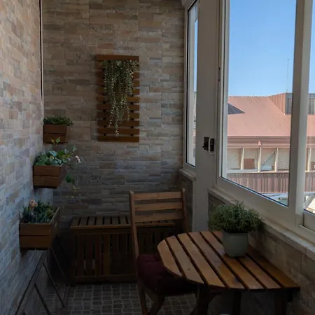 Apartamento Campo De Ourique Charm By Lovelystay